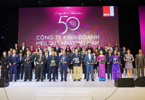 TẬP ĐOÀN HÀ ĐÔ ĐƯỢC VINH DANH TRONG TOP 50 CÔNG TY KINH DOANH HIỆU QUẢ NHẤT VIỆT NAM 2020